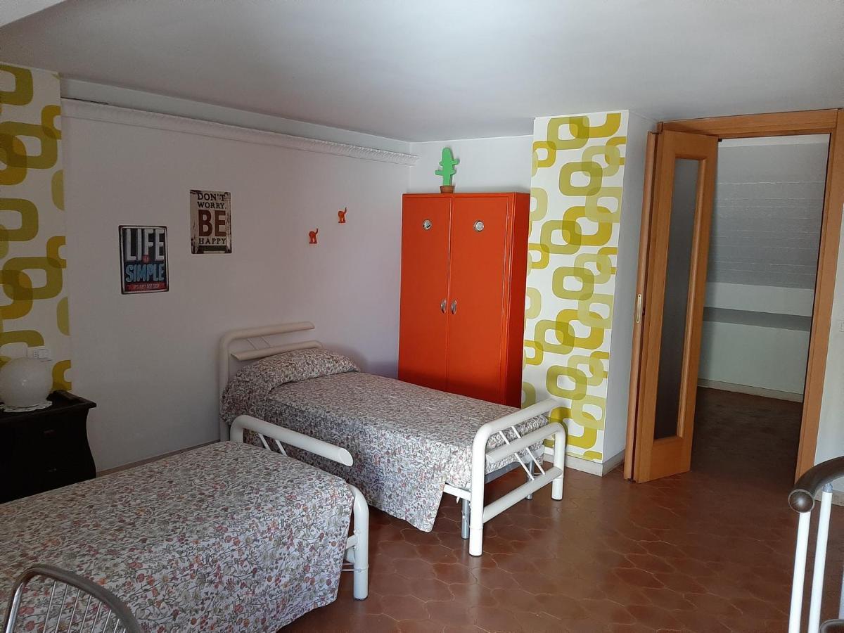 Appartamento Genziana - Con Vista Piscina E Garage ซีร์มิโอเน ภายนอก รูปภาพ