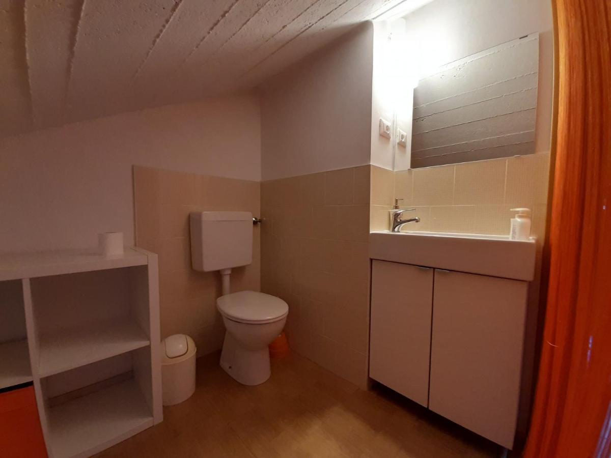 Appartamento Genziana - Con Vista Piscina E Garage ซีร์มิโอเน ภายนอก รูปภาพ